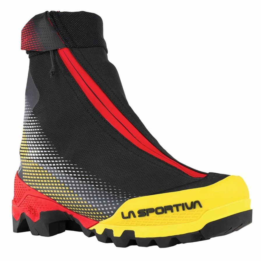 Footwear * | La Sportiva Aequilibrium Top Gtx Men'S Black / Yellow